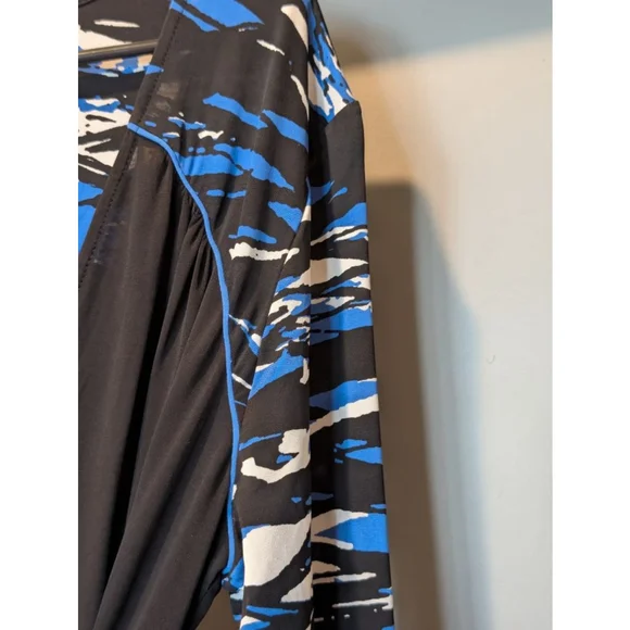 Women's BCBGMAXAZRIA Dress Size M Black Blue Long Sleeve - Picture 7 of 10